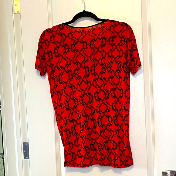 Kenzie Red Pattern Top - Picture 4 of 5